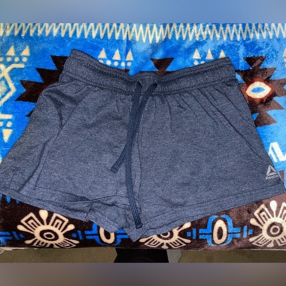 Women’s Reebok Shorts - Picture 1 of 3